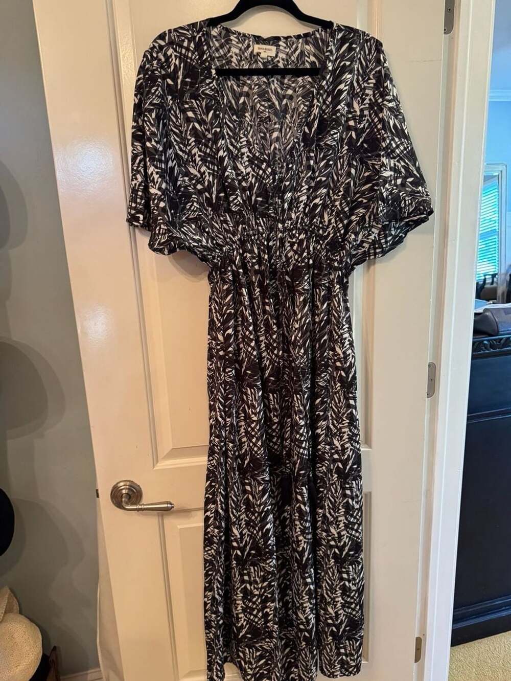 World Market Maxi Dress Size L/XL Black White Abstract Print